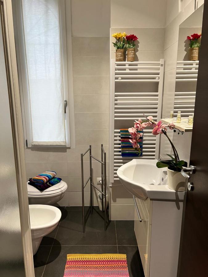 Bnbook Residence Matteotti Новара Екстер'єр фото