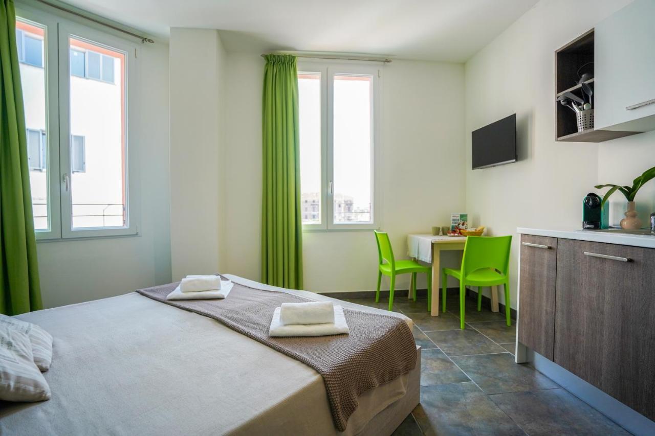 Bnbook Residence Matteotti Новара Екстер'єр фото