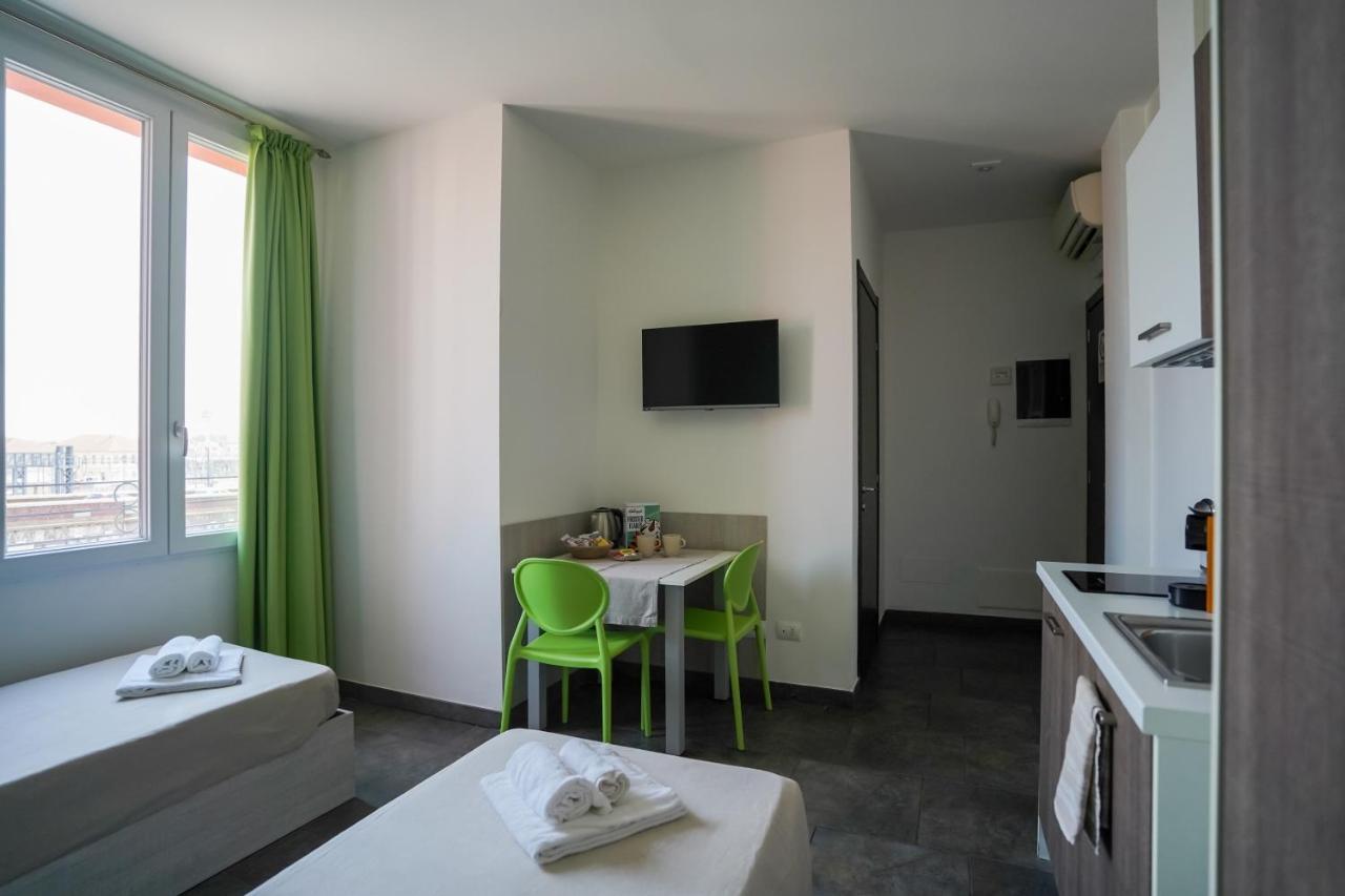 Bnbook Residence Matteotti Новара Екстер'єр фото