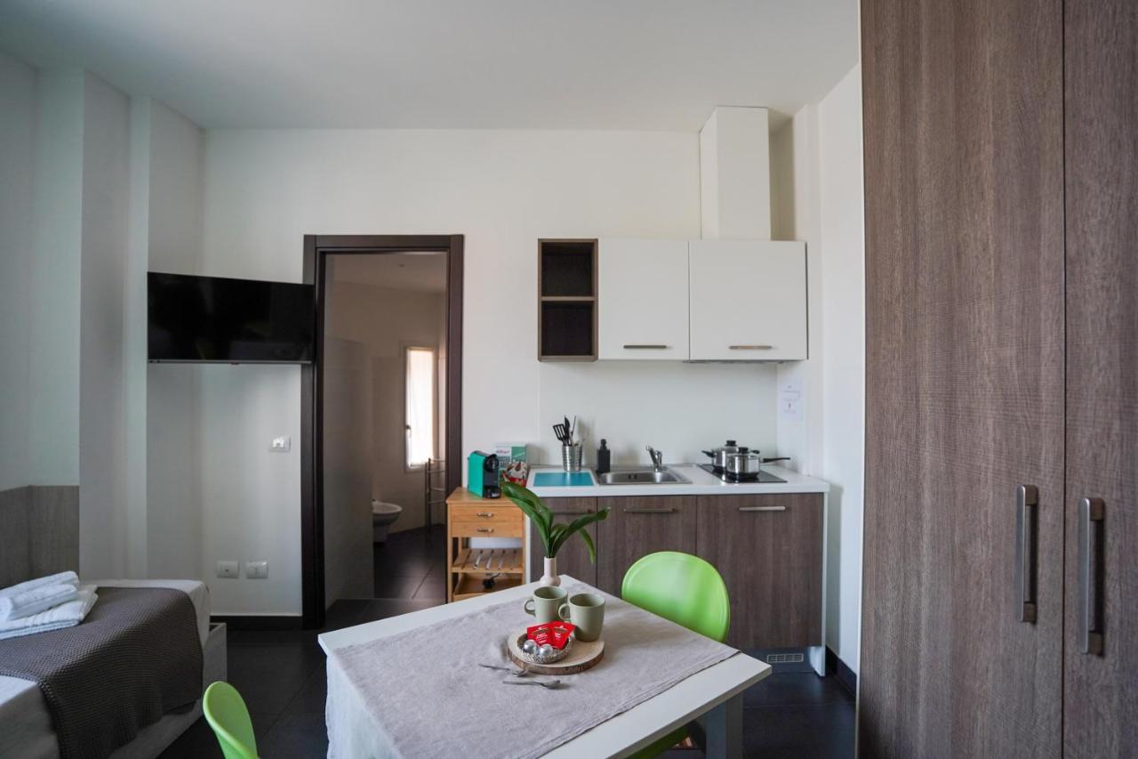 Bnbook Residence Matteotti Новара Екстер'єр фото